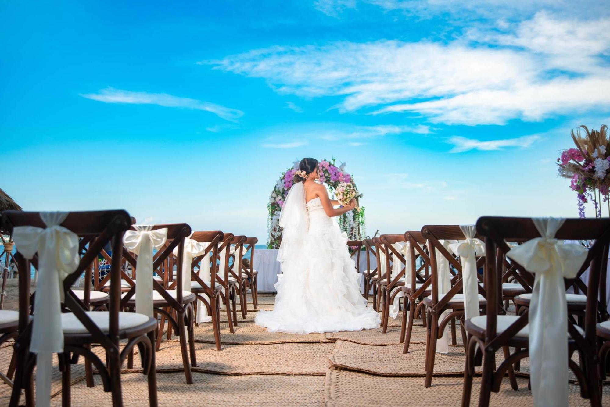 Ritz Acapulco All Inclusive Exteriör bild Wedding at the resort